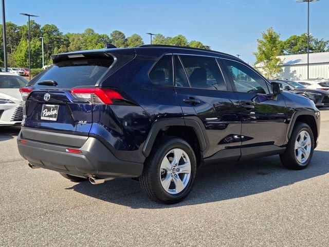 Used 2020  Toyota XLE image 5