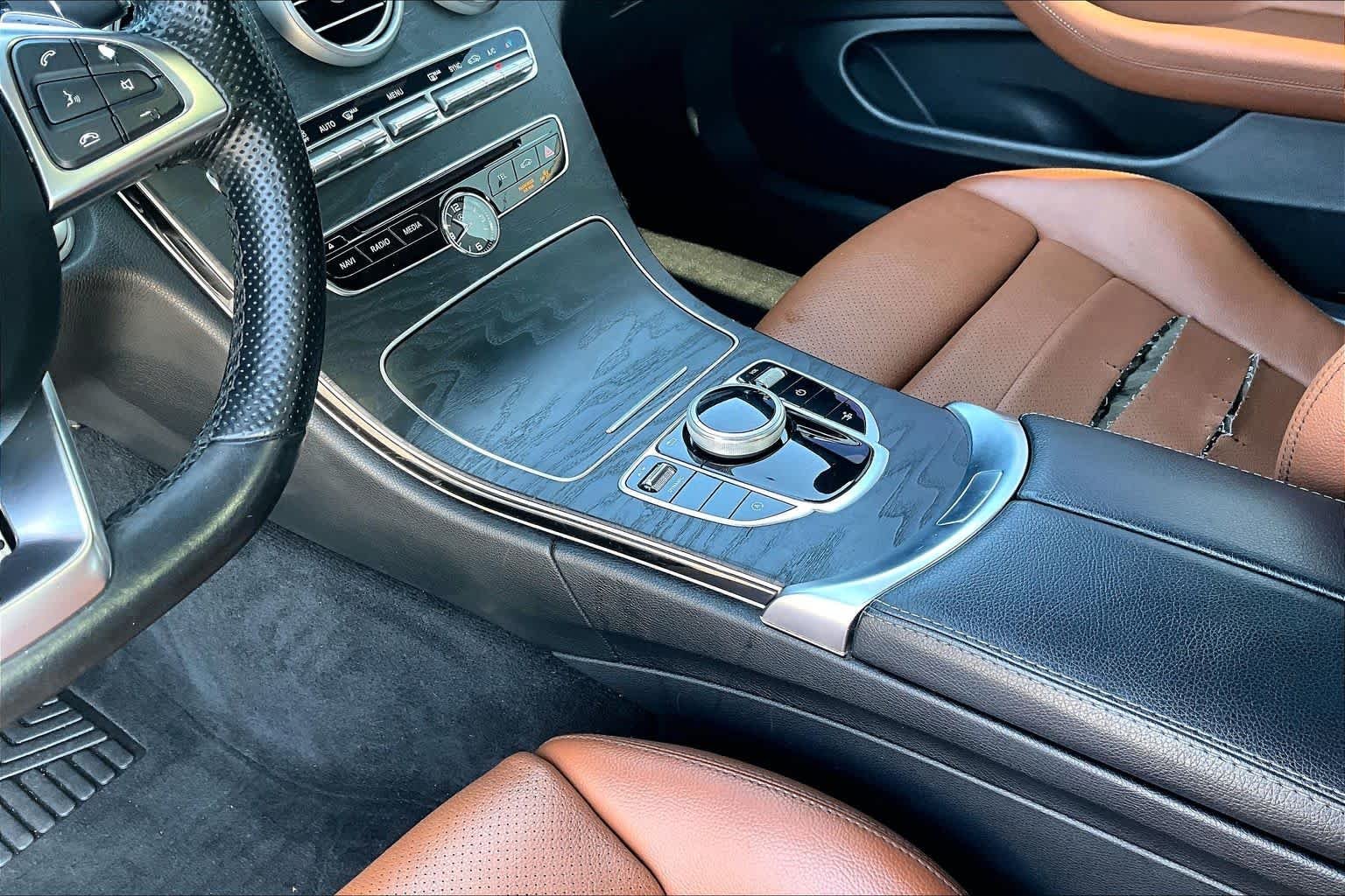 Used 2018 Polar White Mercedes-Benz C 300 image 17