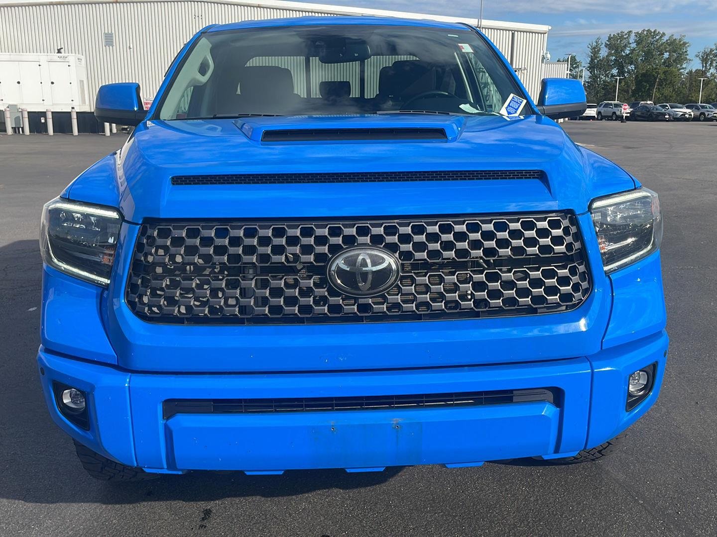 Used 2020 Voodoo Blue Toyota SR5 image 10