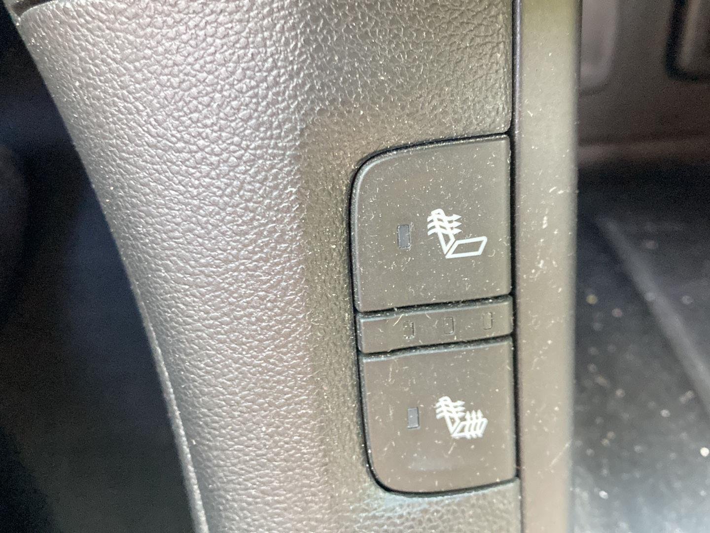Used 2019  GMC SLE-2 image 18