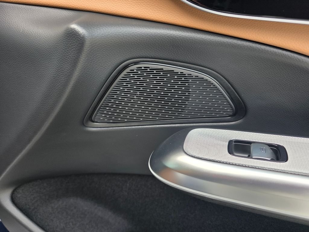 New 2026 Nautical Blue Metallic Mercedes-Benz E 350 image 25