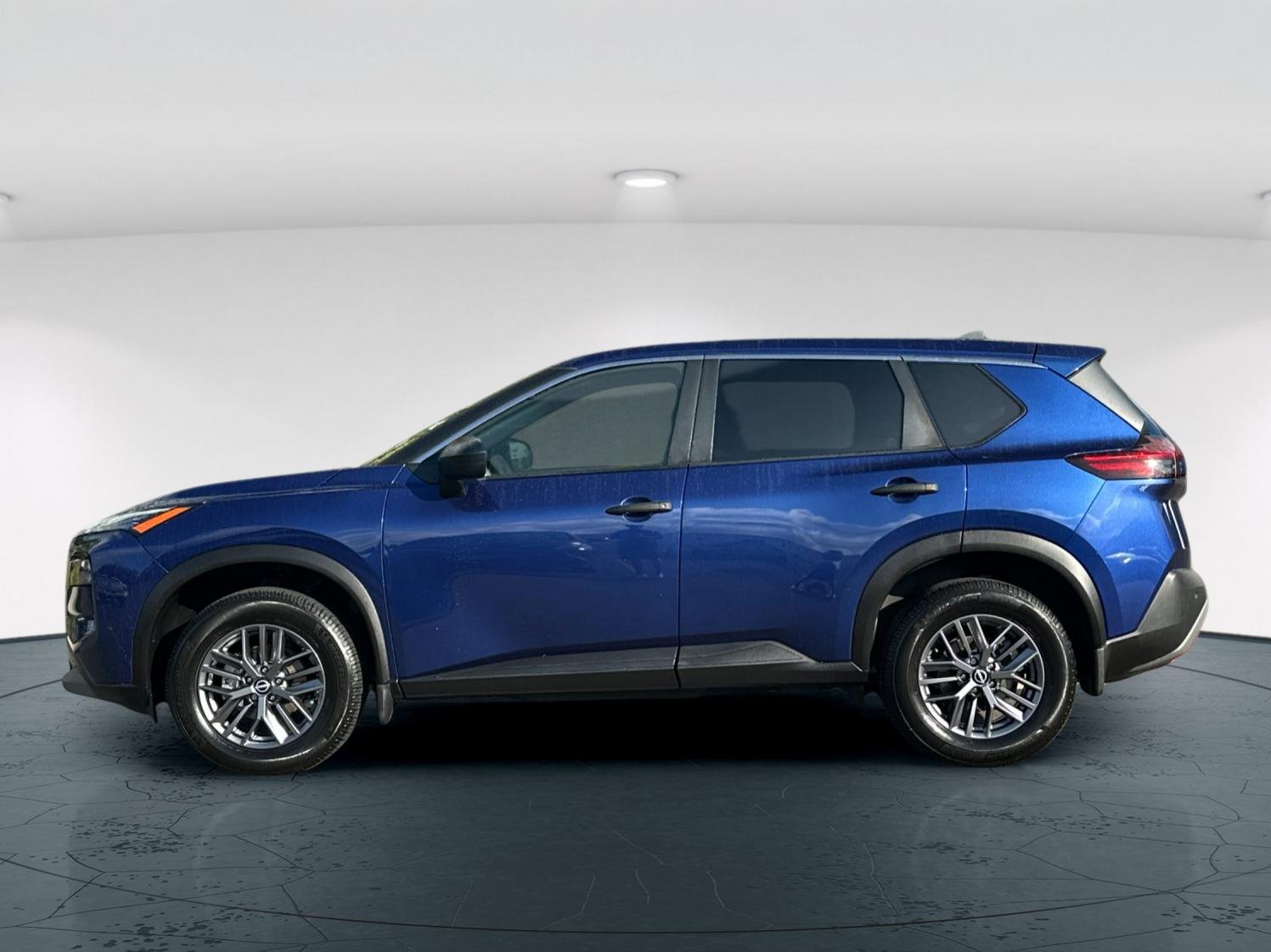 Used 2023 Caspian Blue Metallic Nissan S 4D Sport Utility image 3