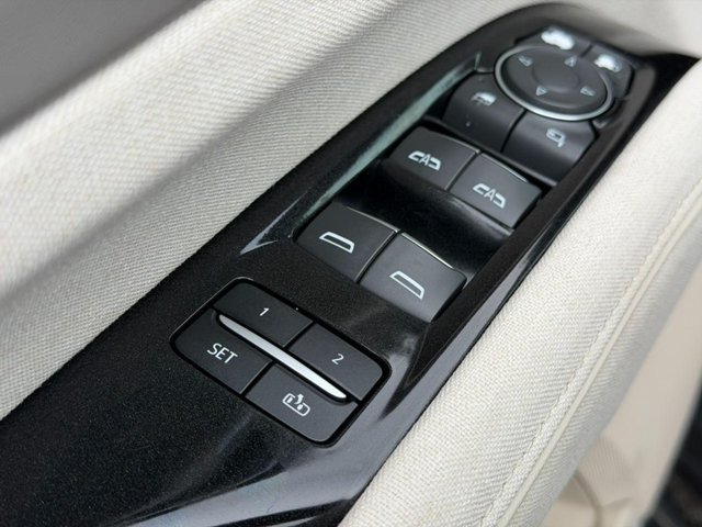 Used 2023 BLACK RAVEN Cadillac 4WD Premium Luxury Platinum image 19