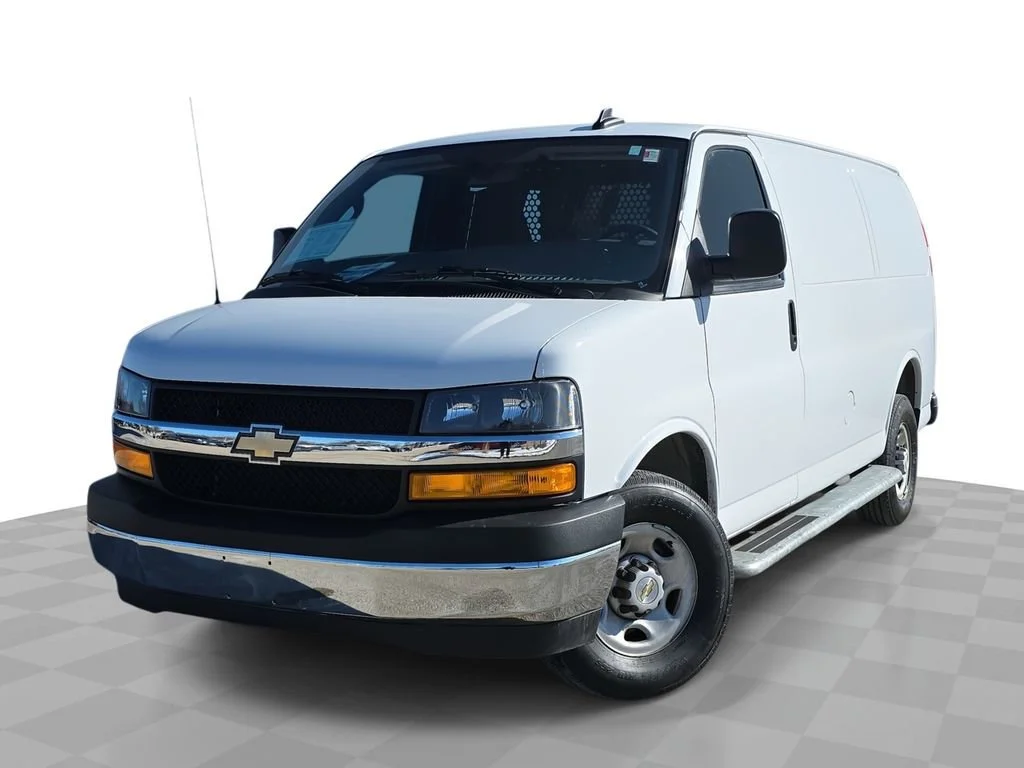 2024 Chevrolet Express 2500 Work Van HD's photo