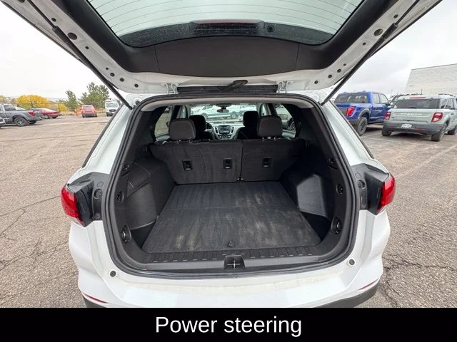 Used 2022 White Chevrolet LS image 21
