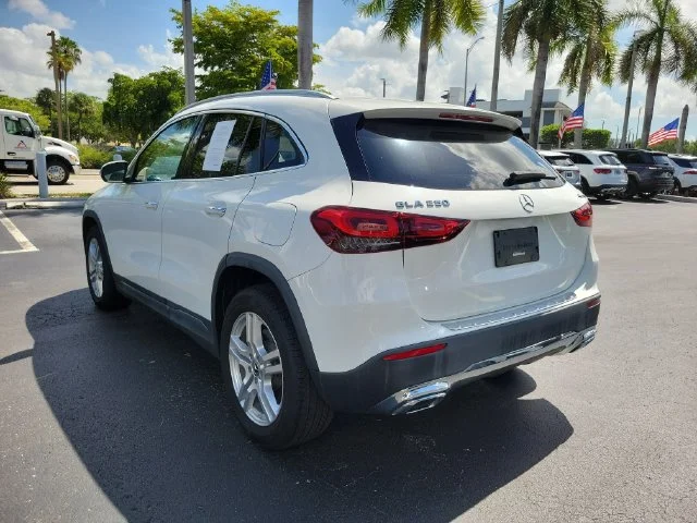 Used 2022  Mercedes-Benz GLA 250 image 6