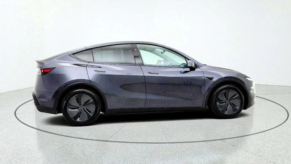 Used 2026 Stealth Grey Tesla Premium AWD image 4