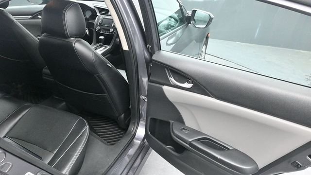 Used 2018 Gray Honda LX image 9