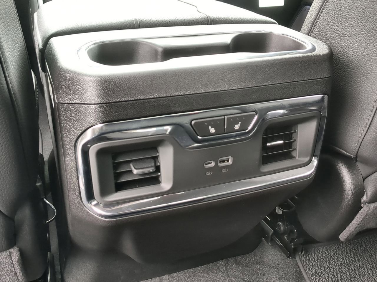 2026 GMC Sierra 2500HD Denali - Photo 22