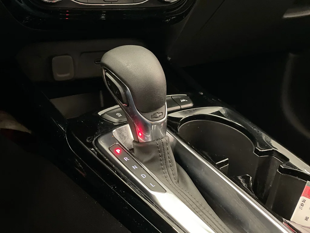 Used 2024 Blue Glow Metallic Chevrolet LT image 15