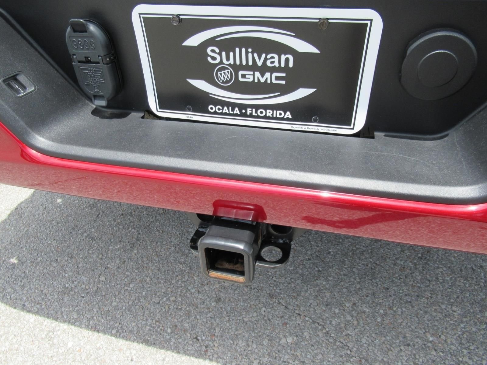 Used 2024 Red GMC Elevation image 9