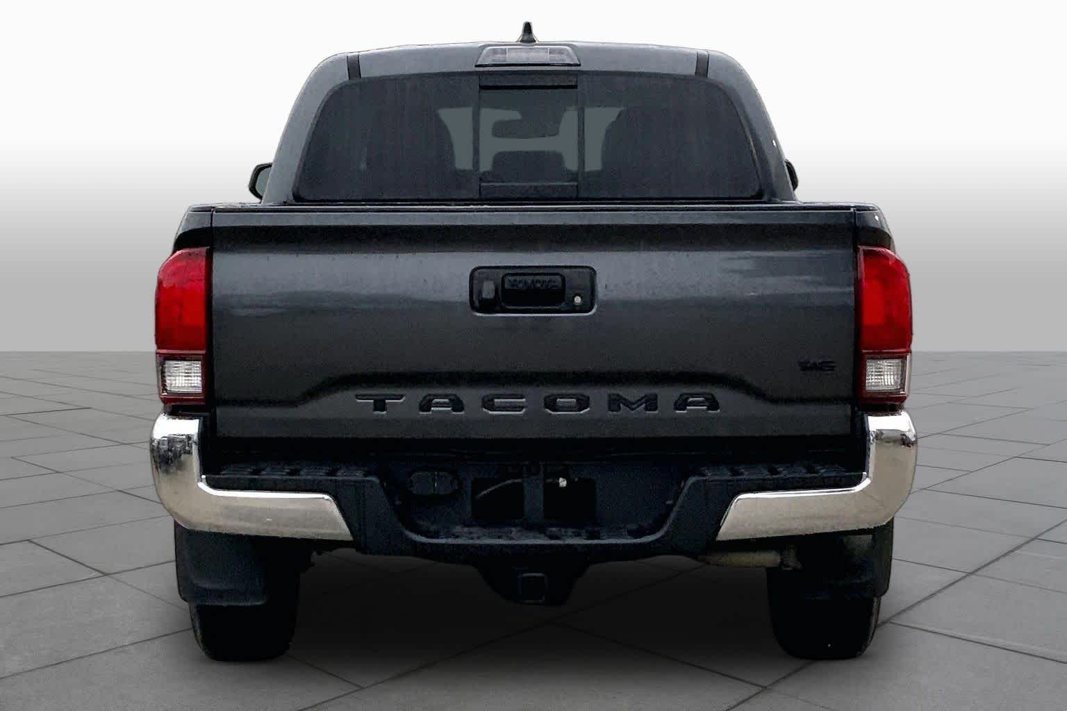 Used 2022 Magnetic Gray Metallic Toyota SR5 image 5
