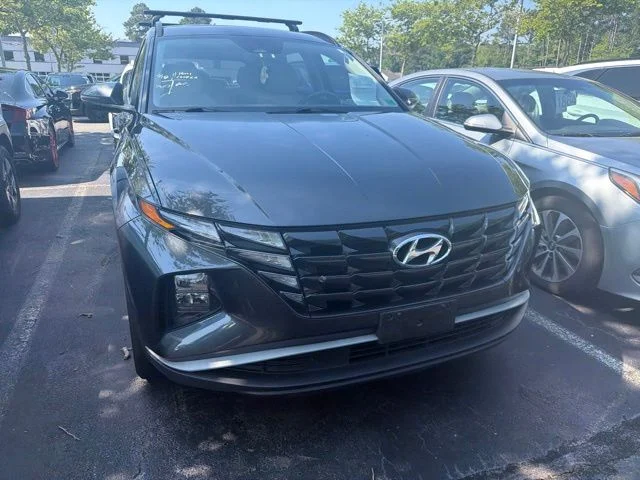 Used 2024 Dark Gray Metallic Hyundai SEL image 2
