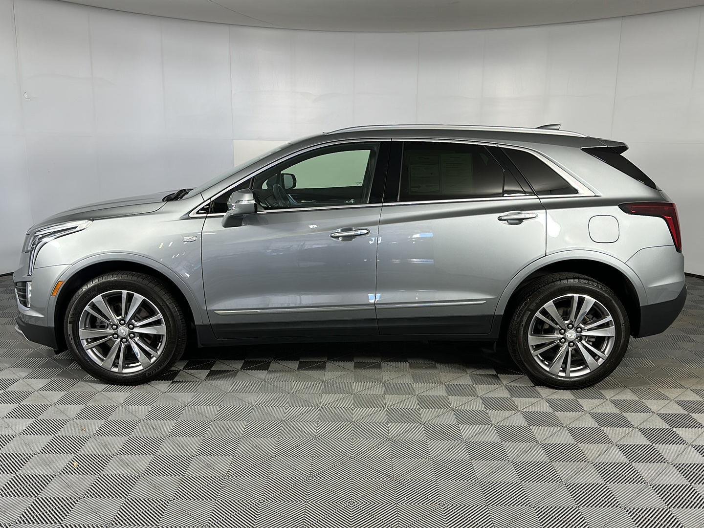 Used 2024 Argent Silver Metallic Cadillac AWD Premium Luxury image 5