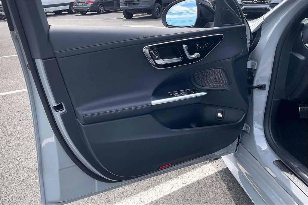 2026 Mercedes-Benz C-Class Sedan C 300 - Photo 15