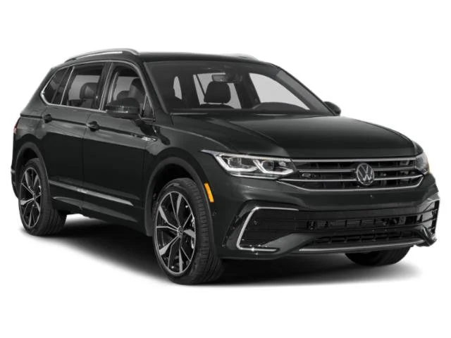 Used 2022 Black Volkswagen SEL R-Line image 6