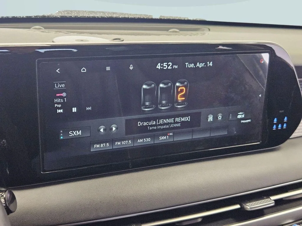 Used 2023 Abyss Black Pearl Hyundai Limited image 17