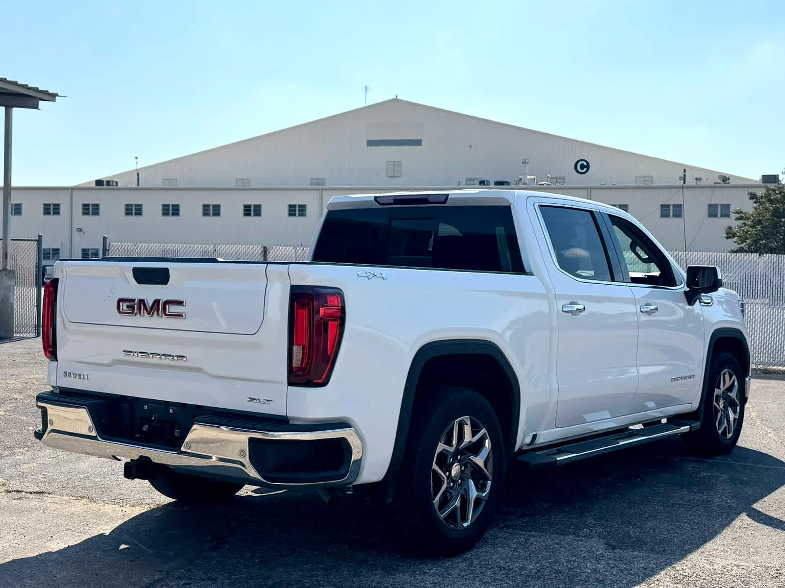 Certified Used 2024 Summit White GMC SLT image 7