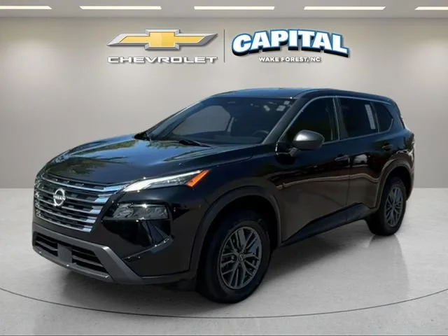 Used 2024  Nissan S image 1