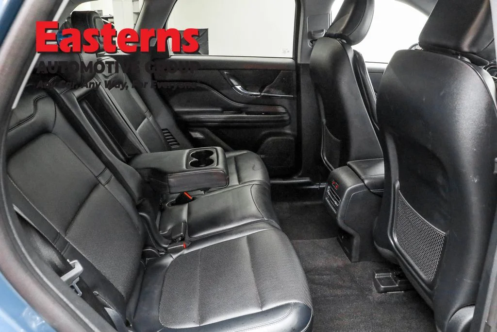 Used 2022 Blue Lincoln Standard image 24