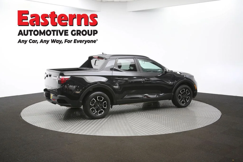 Used 2022 Black Hyundai SEL image 38