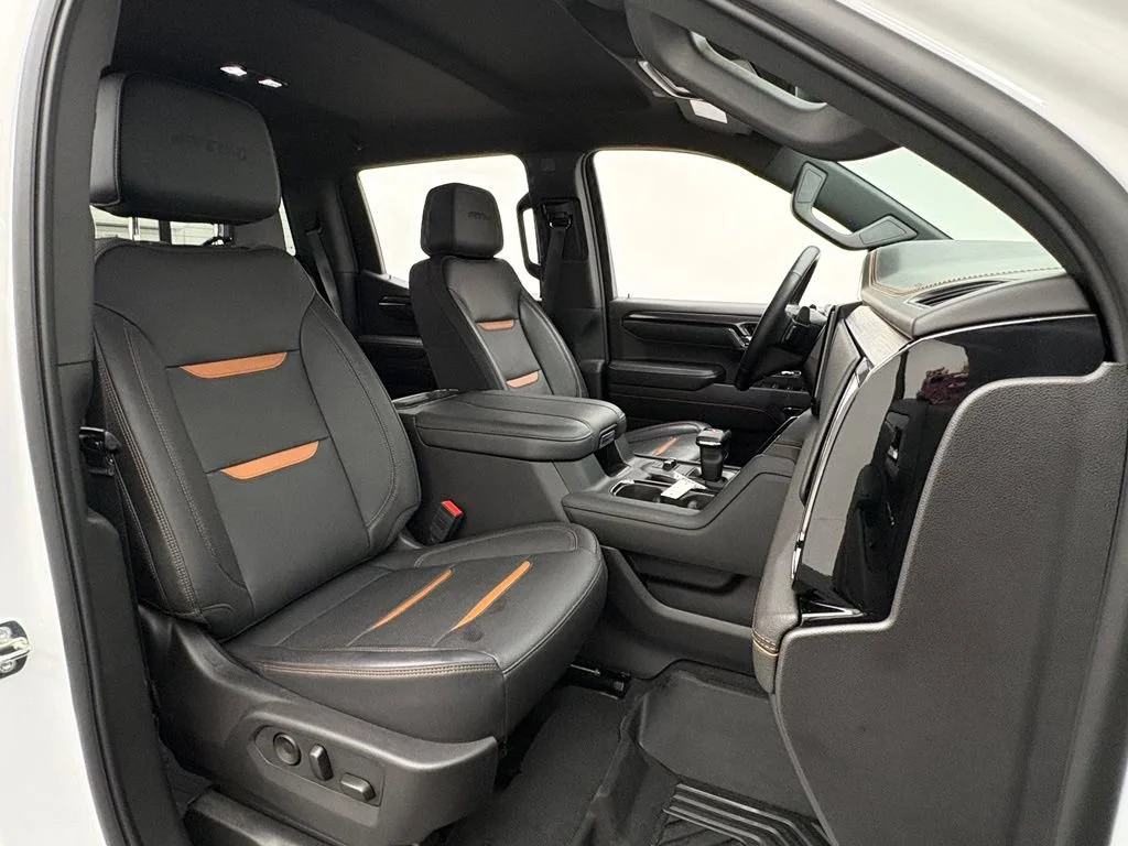 Used 2024 Summit White GMC AT4 image 32