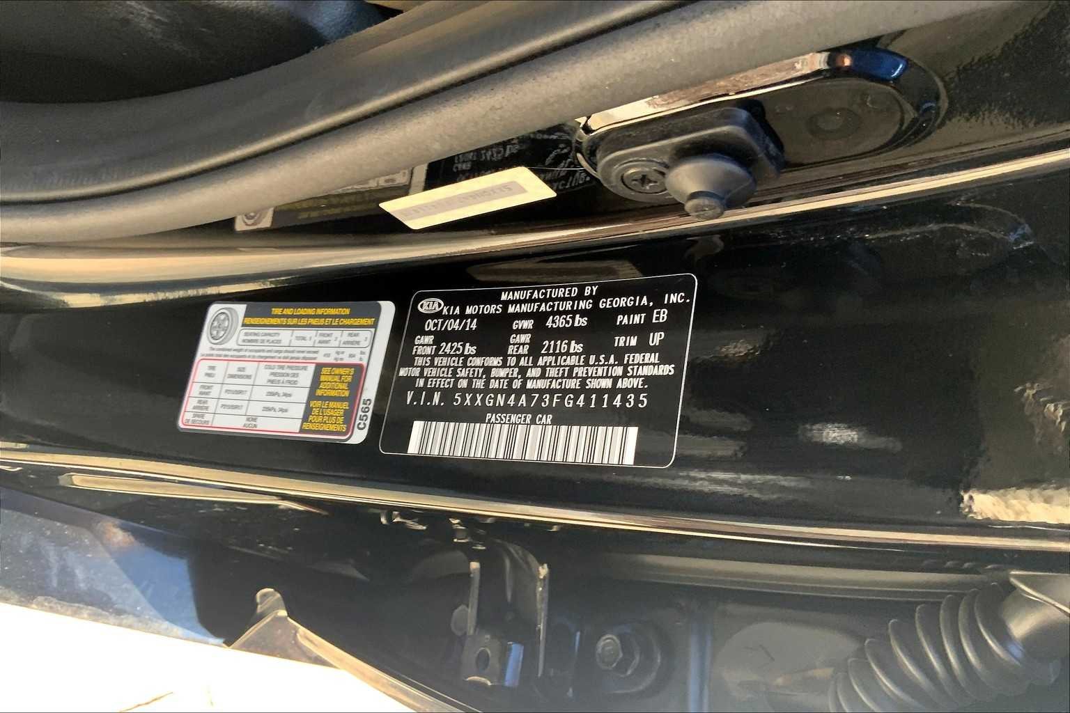 Used 2015 Ebony Black Kia EX image 34