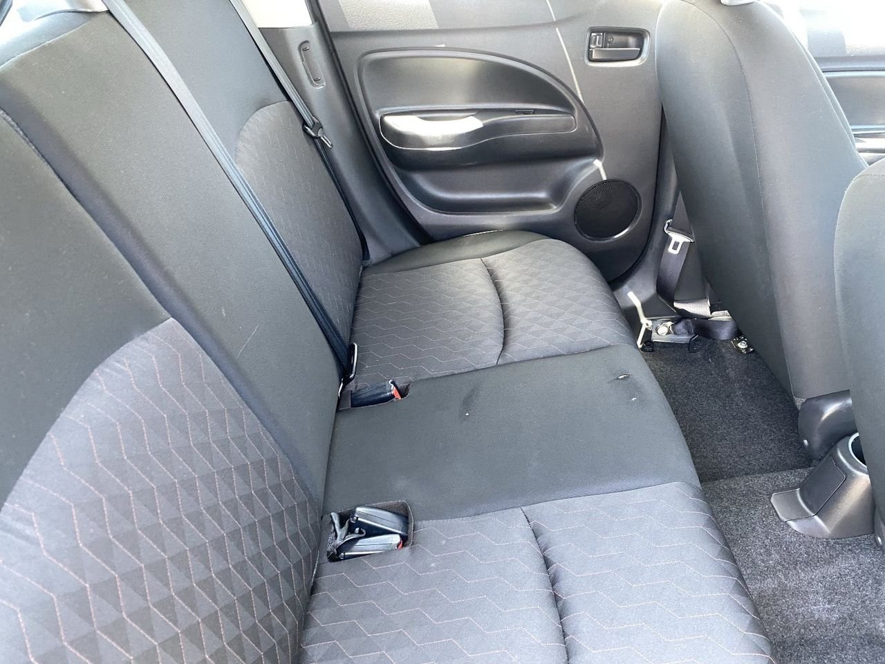 Used 2024 Jet Black Mitsubishi ES image 11
