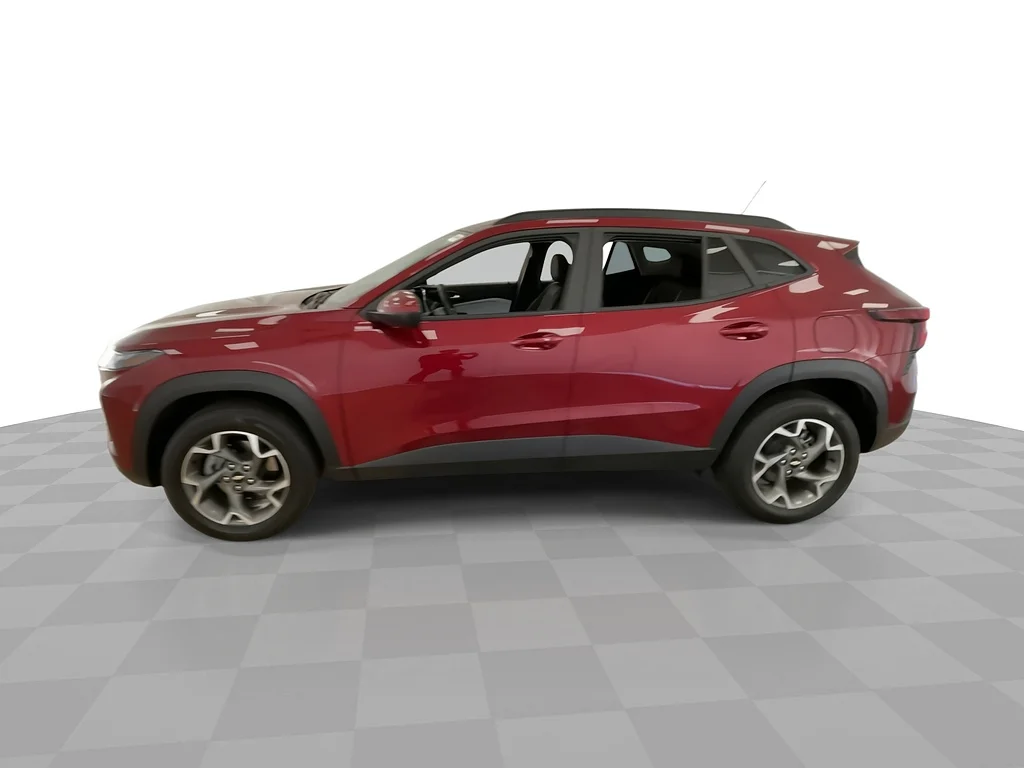 Used 2025 Crimson Metallic Chevrolet LT image 6
