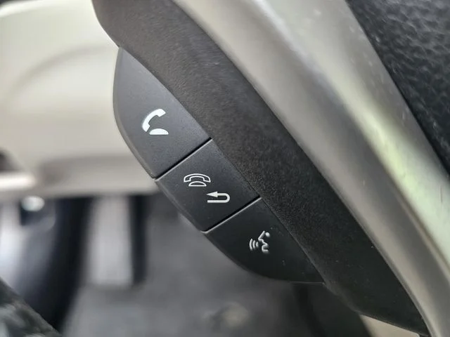 Used 2013  Honda Hybrid image 24