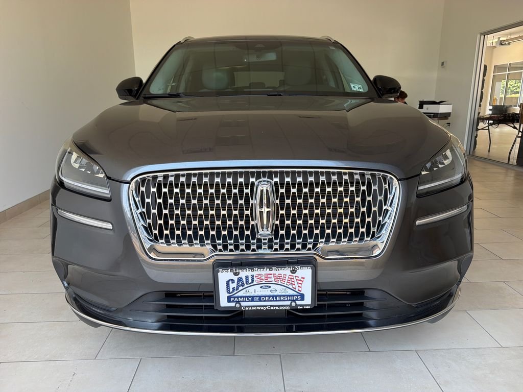 Used 2020 Gray Lincoln Standard image 3
