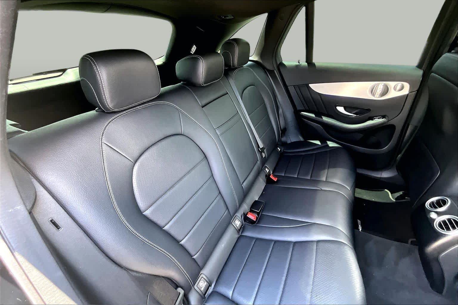Used 2021 Black Mercedes-Benz GLC 300 image 20