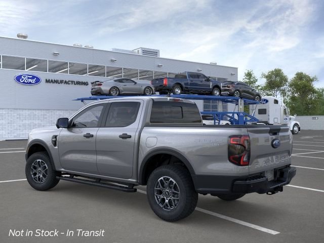 New 2026 Carbonized Gray Metallic Ford XLT image 4