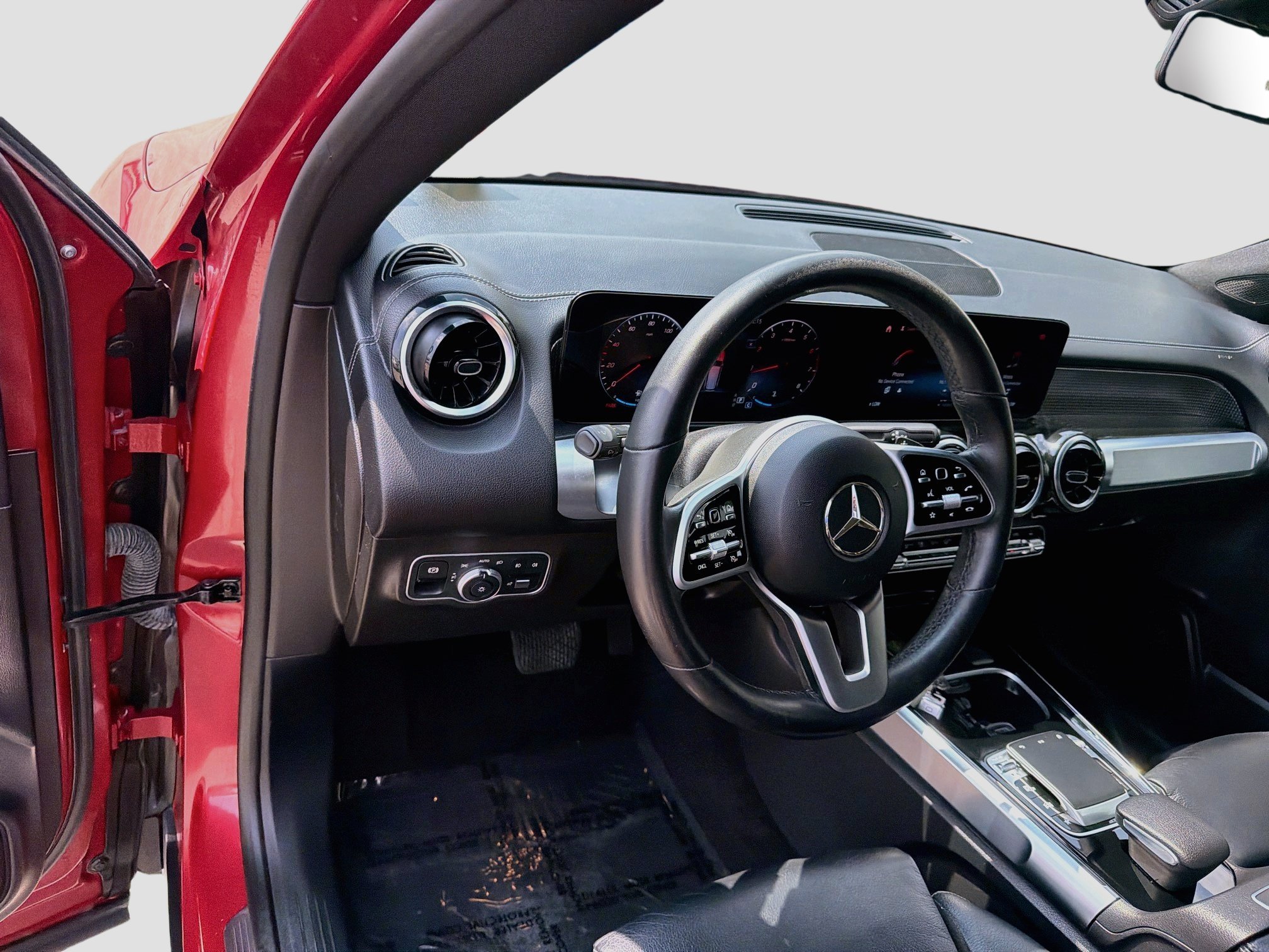 Used 2020 Red Mercedes-Benz GLB 250 image 20