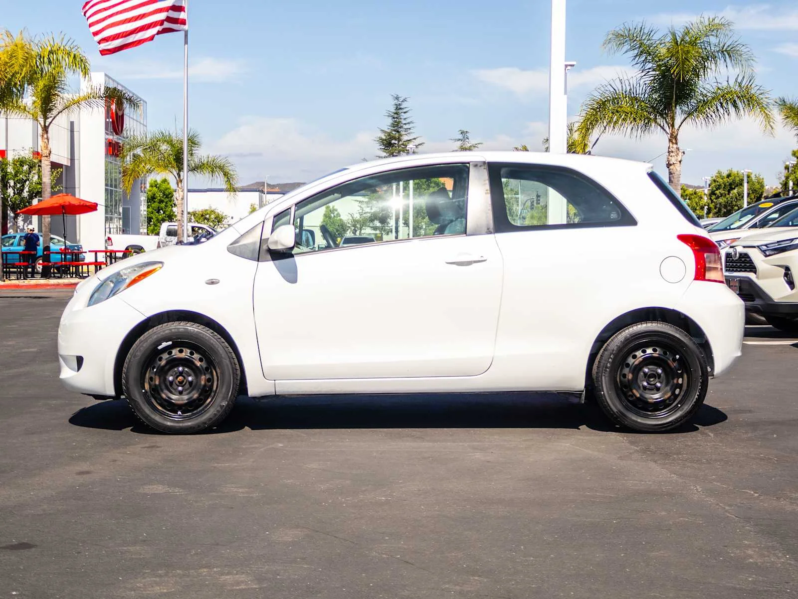 Used 2008 Polar White Toyota  image 4