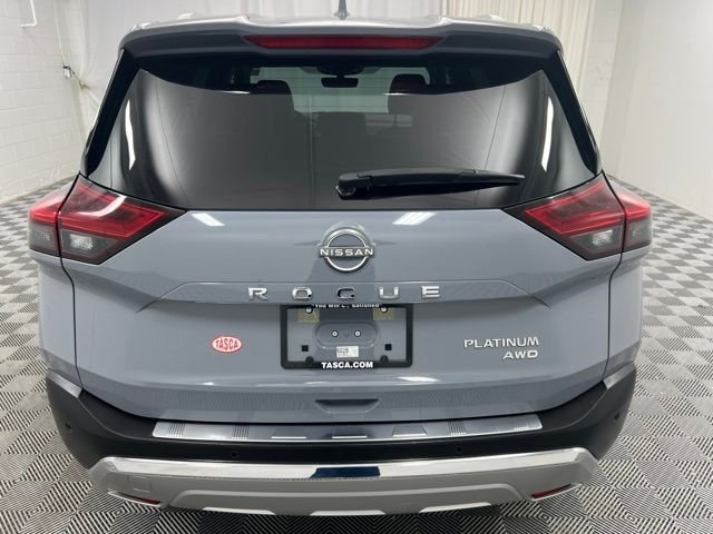 Used 2023 Boulder Gray Pearl Nissan Platinum image 7