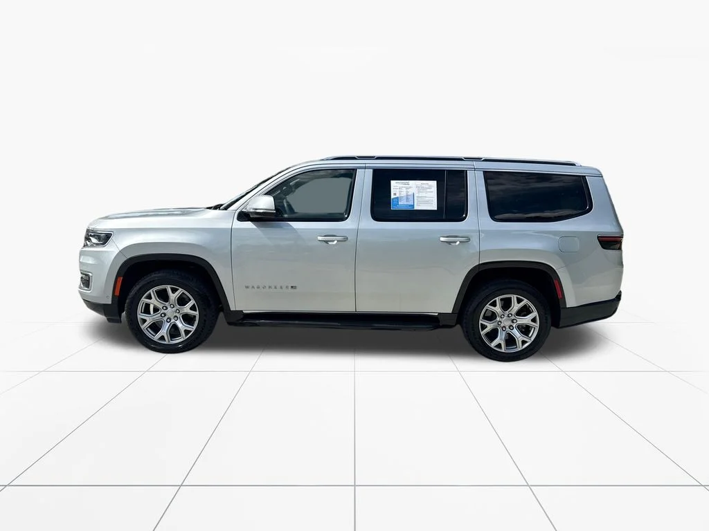 Used 2022 Silver Jeep Series II image 4