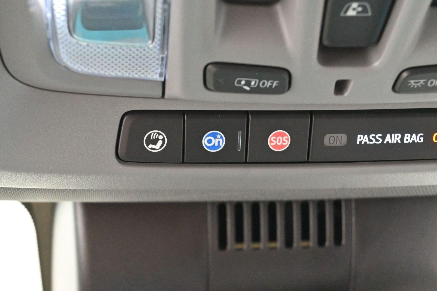 Used 2024 Onyx Black GMC Denali image 27
