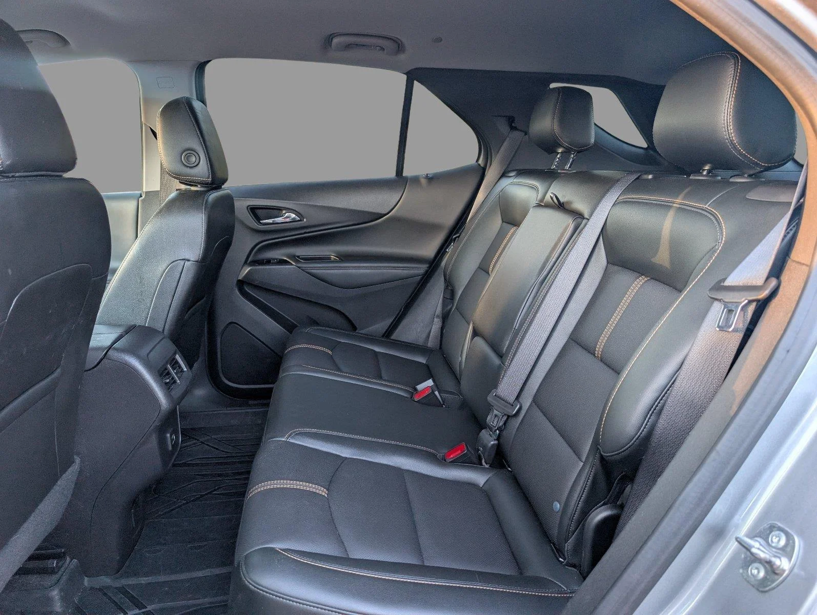 Used 2024 Sterling Gray Metallic Chevrolet Premier image 35