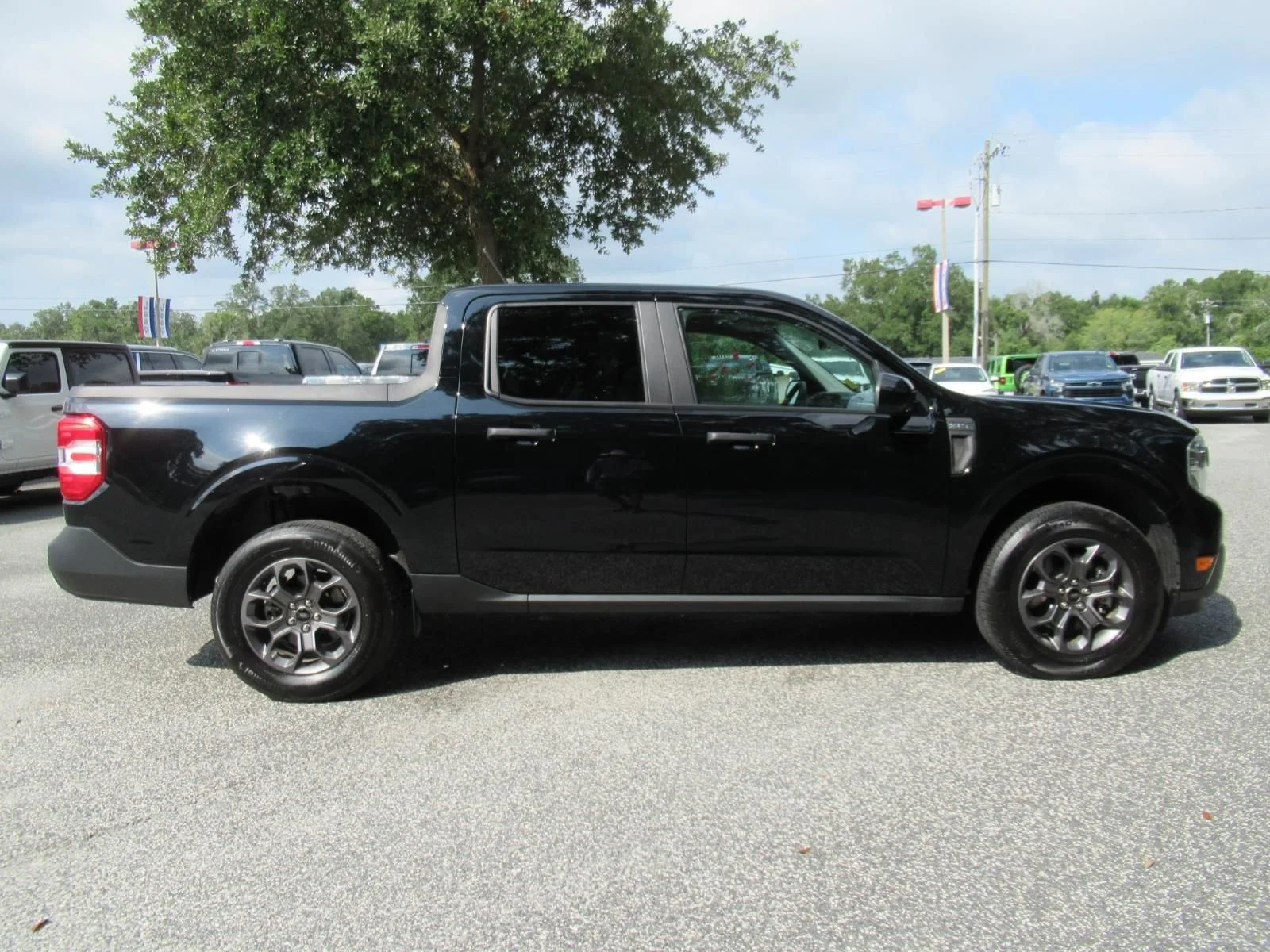 Used 2024 Black Ford XLT image 2