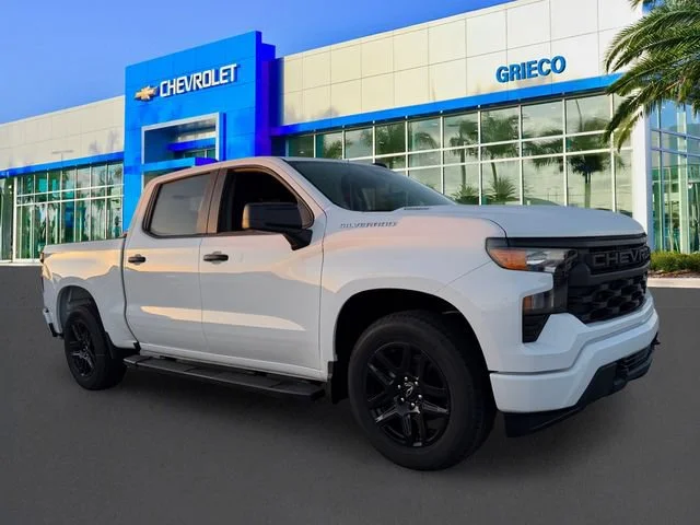 New 2026 Summit White Chevrolet Custom image 1