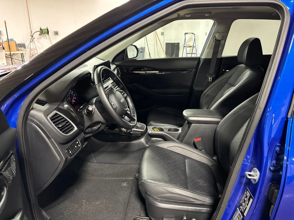 Used 2023 Blue Kia EX image 28