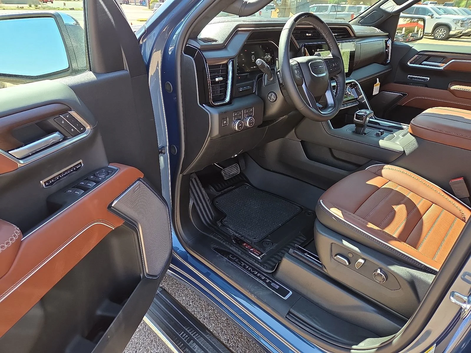 2026 GMC Sierra 1500 Denali Ultimate - Photo 11