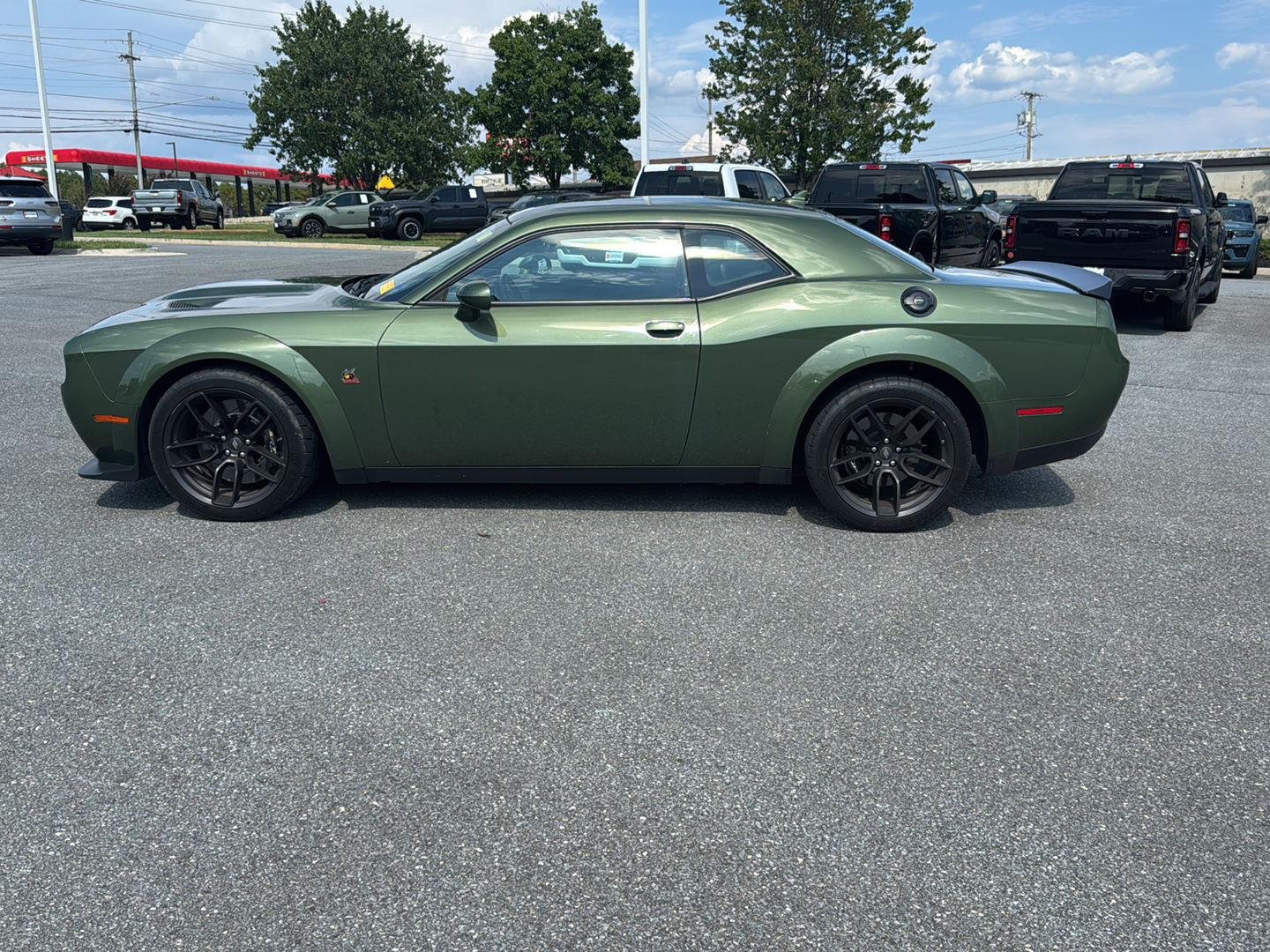 Used 2022 F8 Green Dodge R/T Scat Pack Widebody image 2