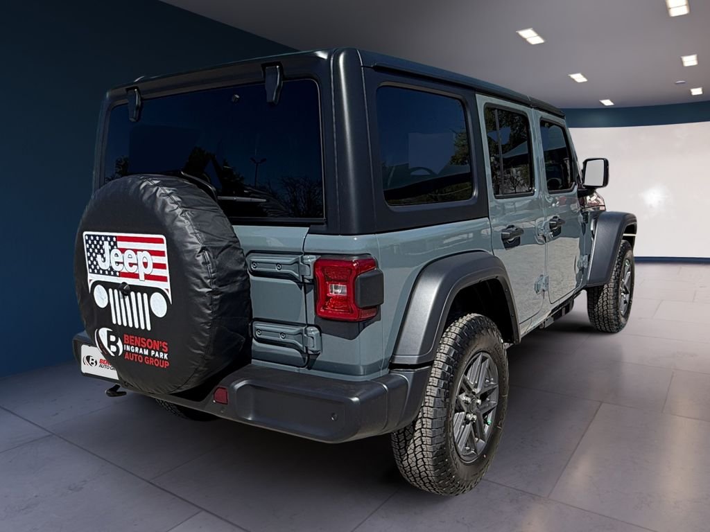 New 2026 Anvil Clear-Coat Exterior Paint Jeep Sport S image 5