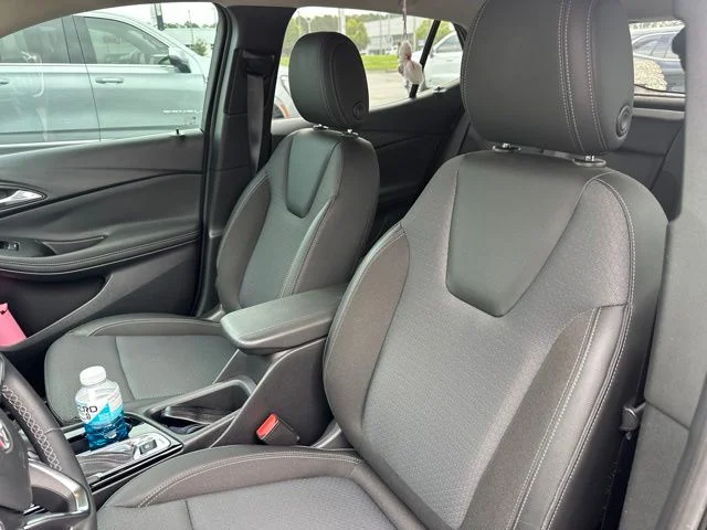 Used 2022 Black Buick Select image 30