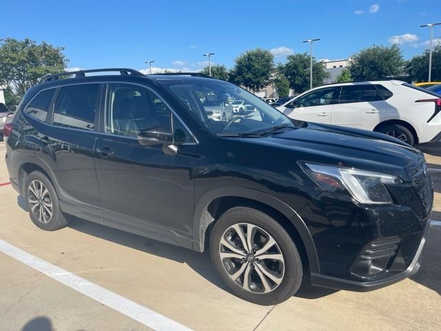 2023 Subaru Forester Limited's photo
