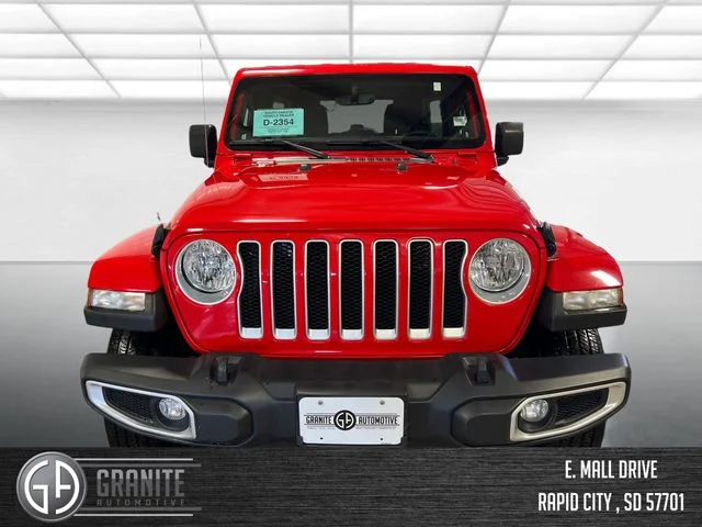 Used 2023 Red Jeep Sahara image 9