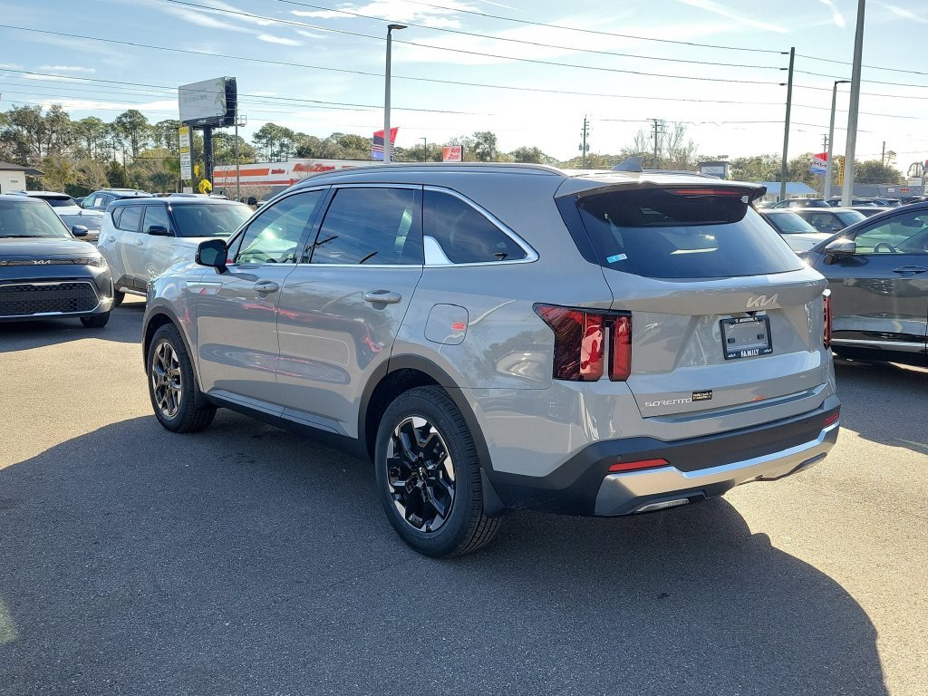 New 2026 Wolf Gray Kia S image 4