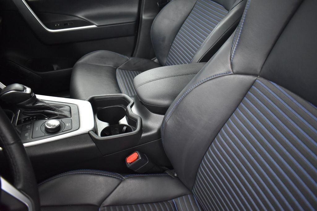 Used 2021 Midnight Black Metallic Toyota XSE image 10